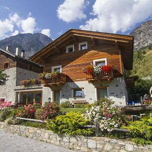 https://agriturismo-raethia.it-lombardy.com